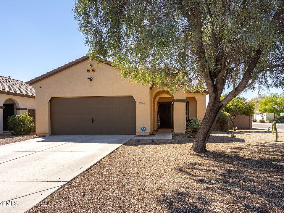 1st image of 42609 W LUCERA Court