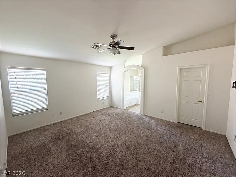 374 Yacht Ave — Photo 9