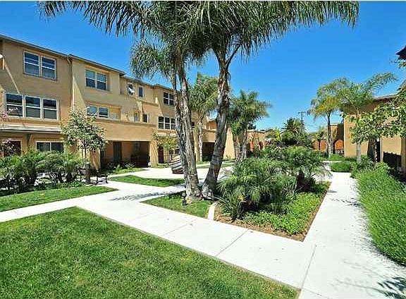 4th image of 695 Arcadia Pl