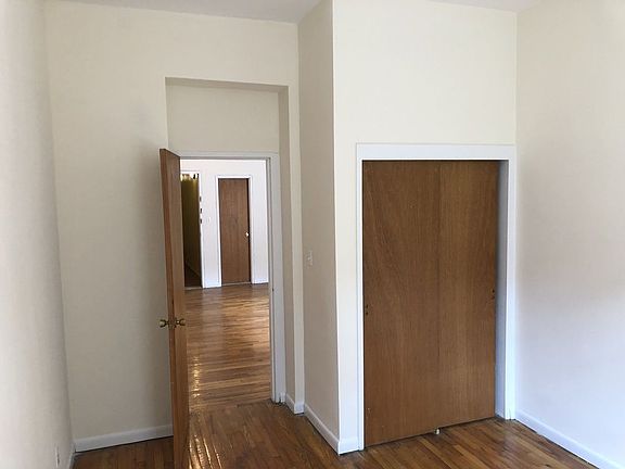 5th image of 64 W 85th St APT 2B