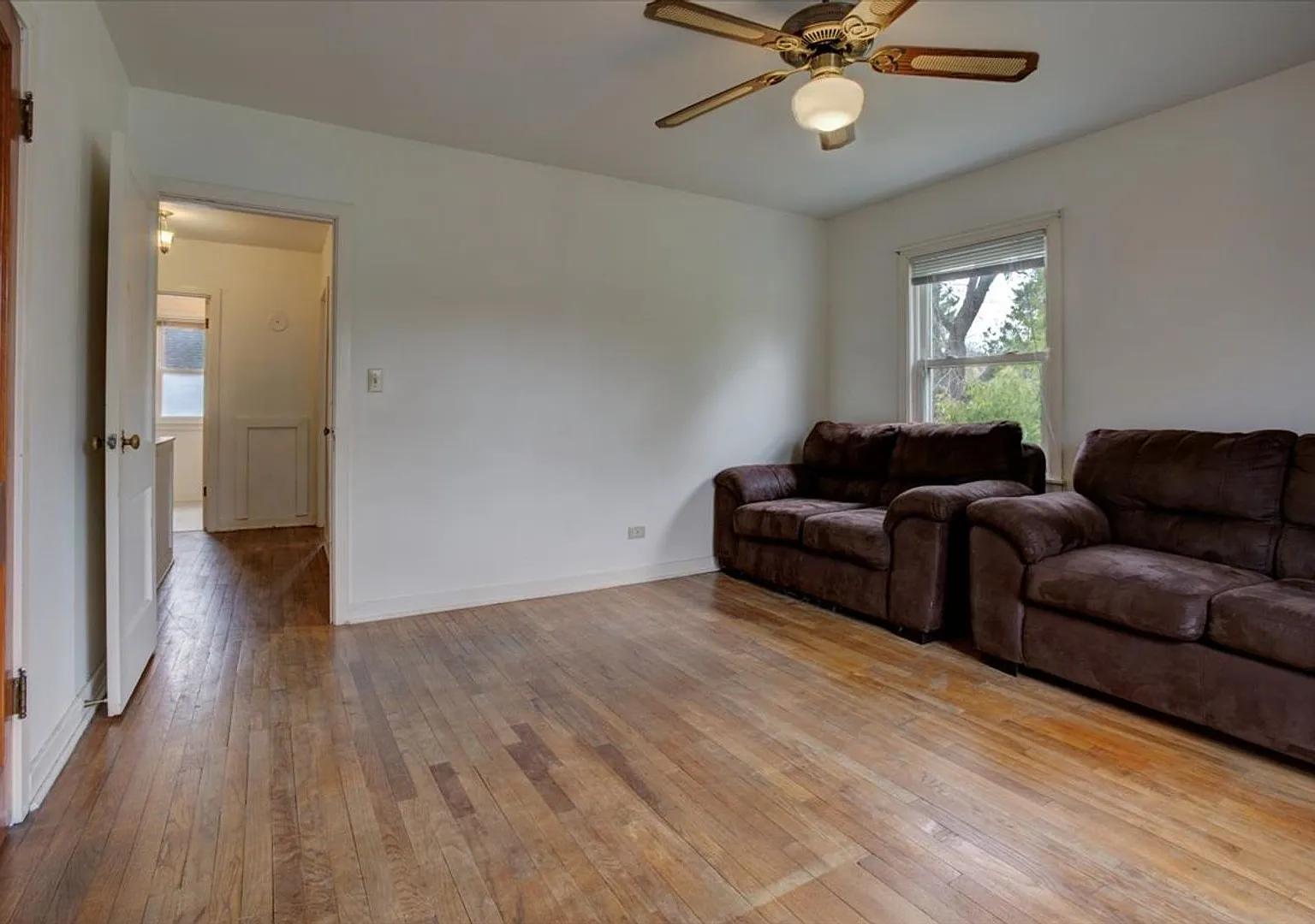 2 Bed / 1 Bath Multi-Level Duplex - 221 22nd Ave E., Menomonie — Photo 3