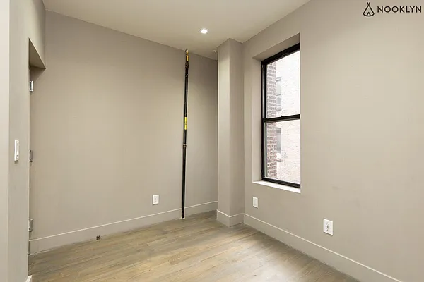 Rented by Nooklyn NYC LLC | media 4