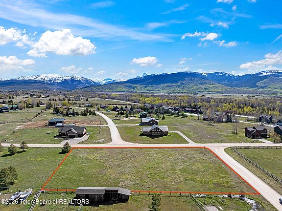 5th image of 1768 Mount Washburn Dr