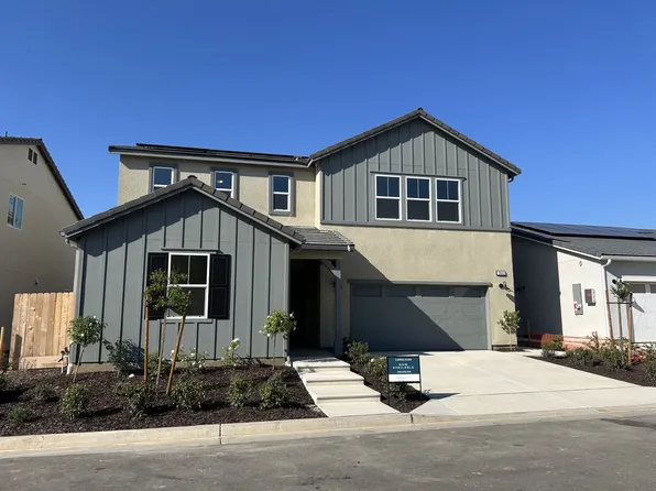 2822 E Corteza Dr, Fresno, CA 93730