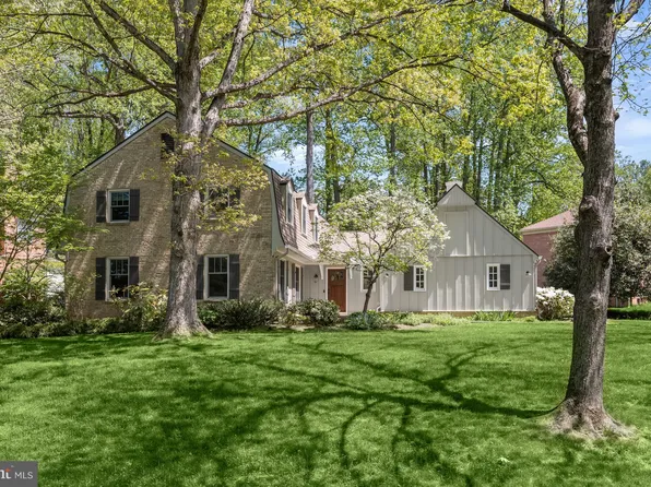 9413 Winterset Dr, Potomac, MD 20854