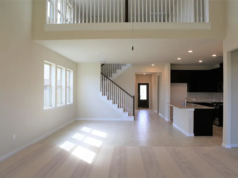 8139 Fairfield Manor Way — Photo 7