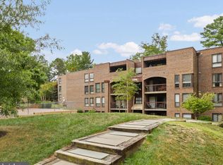 11232 Chestnut Grove Sq APT 234, Reston, VA 20190