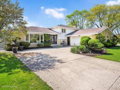 7102 Walden Ln, Darien, IL, 60561