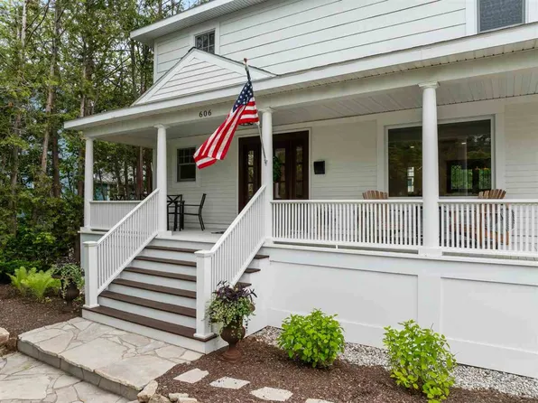 606 State St, Petoskey, MI 49770