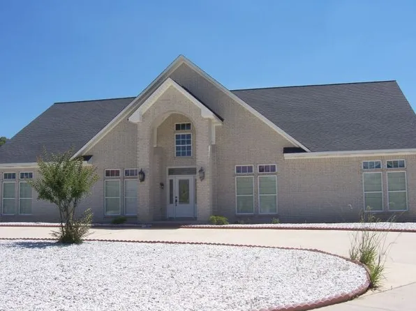105 Oak Valley Ln, El Dorado, AR 71730