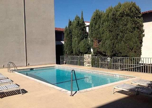2nd image of 5625 Windsor Way Unit 210