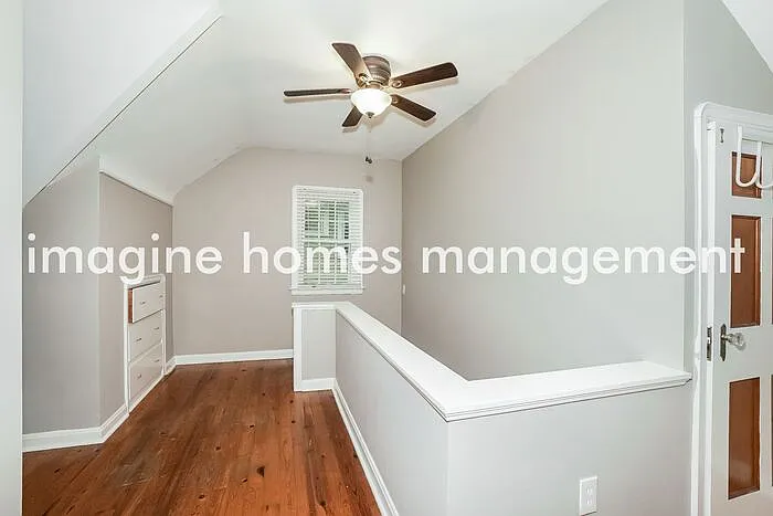 2080 Olive Ave — Photo 10