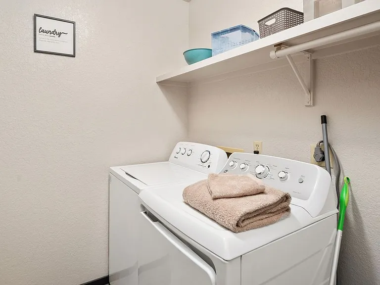 103 Niblic Ct — Photo 18