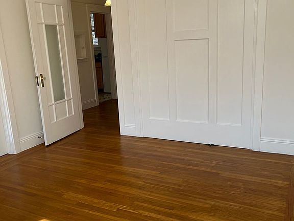 3rd image of 1544 Pacific Ave #10940585