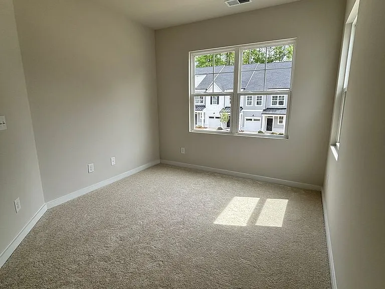 3101 Finchborough Ct — Photo 32