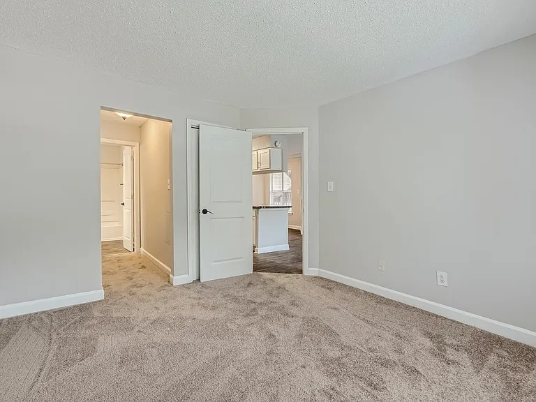 Rise Matthews Pointe — Photo 25