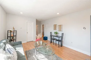 Rented by Century 21 American Homes