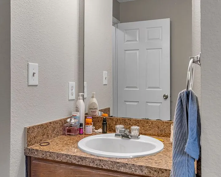 3808-3814 Coates Cir — Photo 34