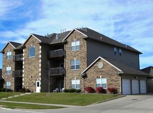 60 Jefferson St, North Liberty, IA 52317