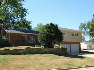 107 W 2nd St, Mechanicsville, IA 52306