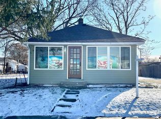 2415 W 6th St, Mishawaka, IN 46544