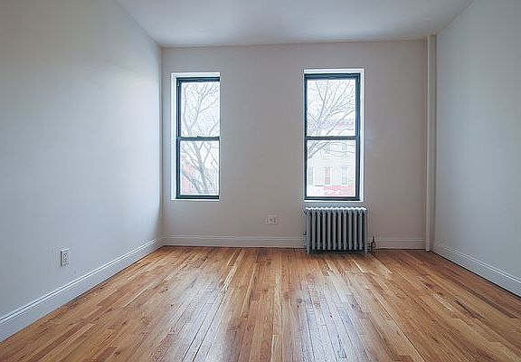 3rd image of 5723 5th Ave #B