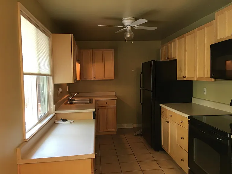 Spacious kitchen