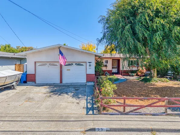 55 Burlington Drive, Petaluma, CA 94952
