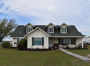 324 S Pioneer Rd, Helena, OK 73741