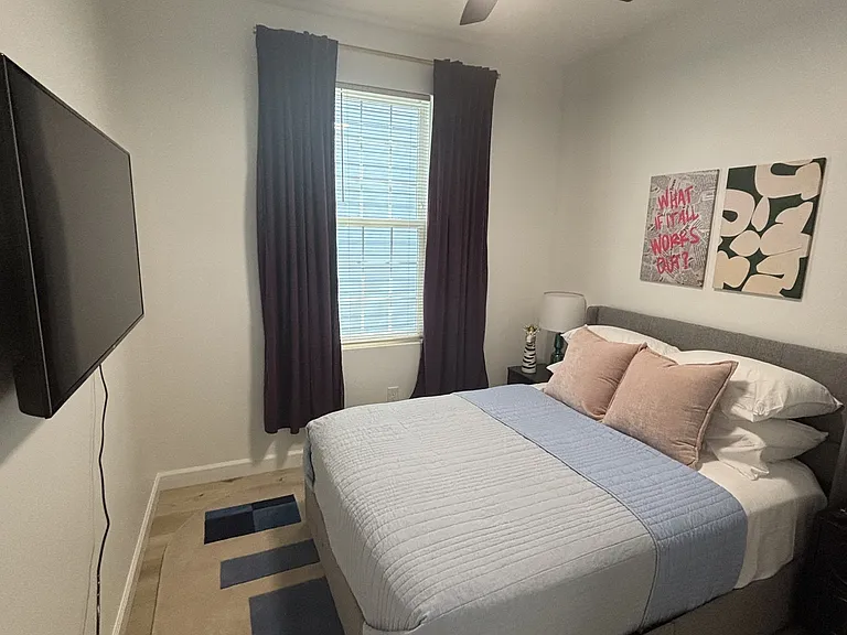 501 Sparella St — Photo 15