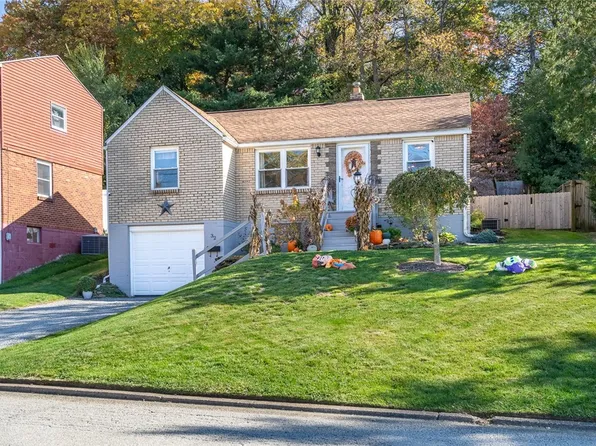 32 Meadowbrook Ave, Greensburg, PA 15601
