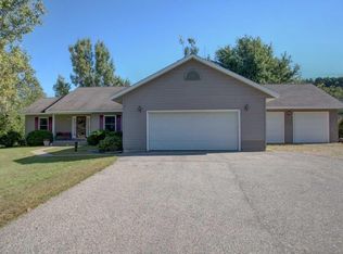 N6736 County Road M, Holmen, WI 54636