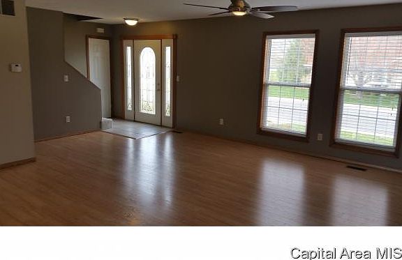 5th image of 23 Quail Run Dr