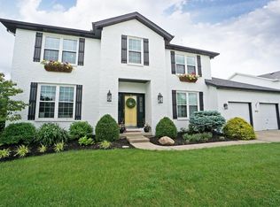 8027 Logans Ridge Dr, West Chester, OH 45069