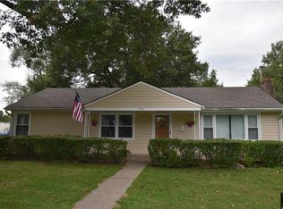 1304 S Market St, Holden, MO 64040