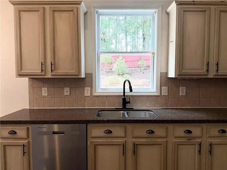 4306 Suwanee Brook Ct — Photo 34