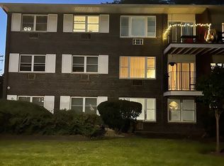 8710 Skokie Blvd #3BS, Skokie, IL 60077