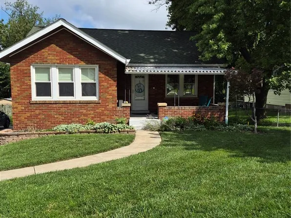 3215 Fee Fee Rd, Bridgeton, MO 63044