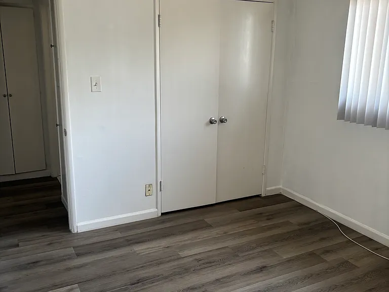 5131 Bakman Ave #8 — Photo 12