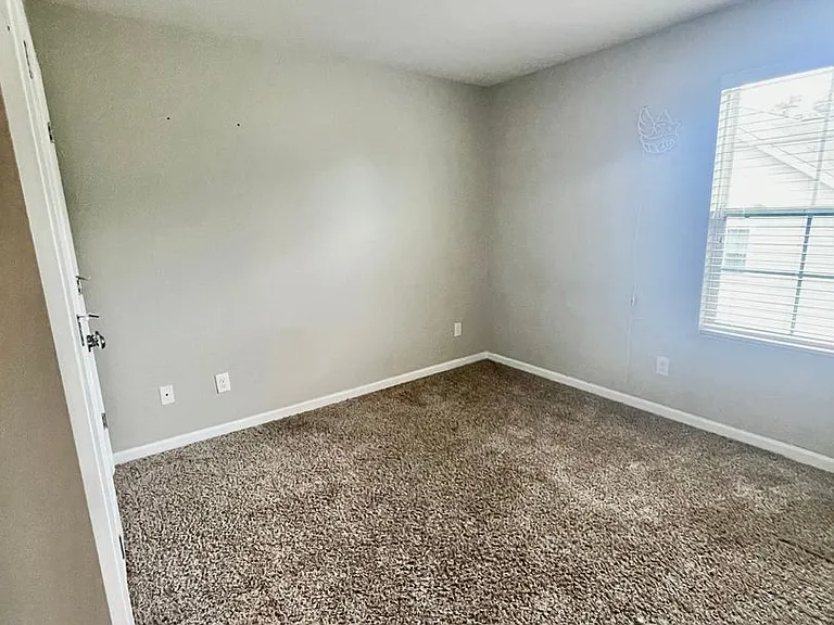 1214 Oak Haven Dr — Photo 10