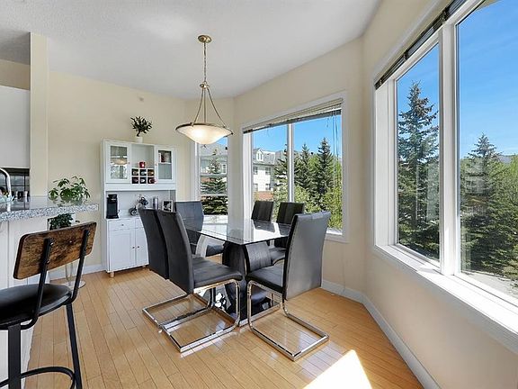 4th image of 1920 S 14th Ave NE #227