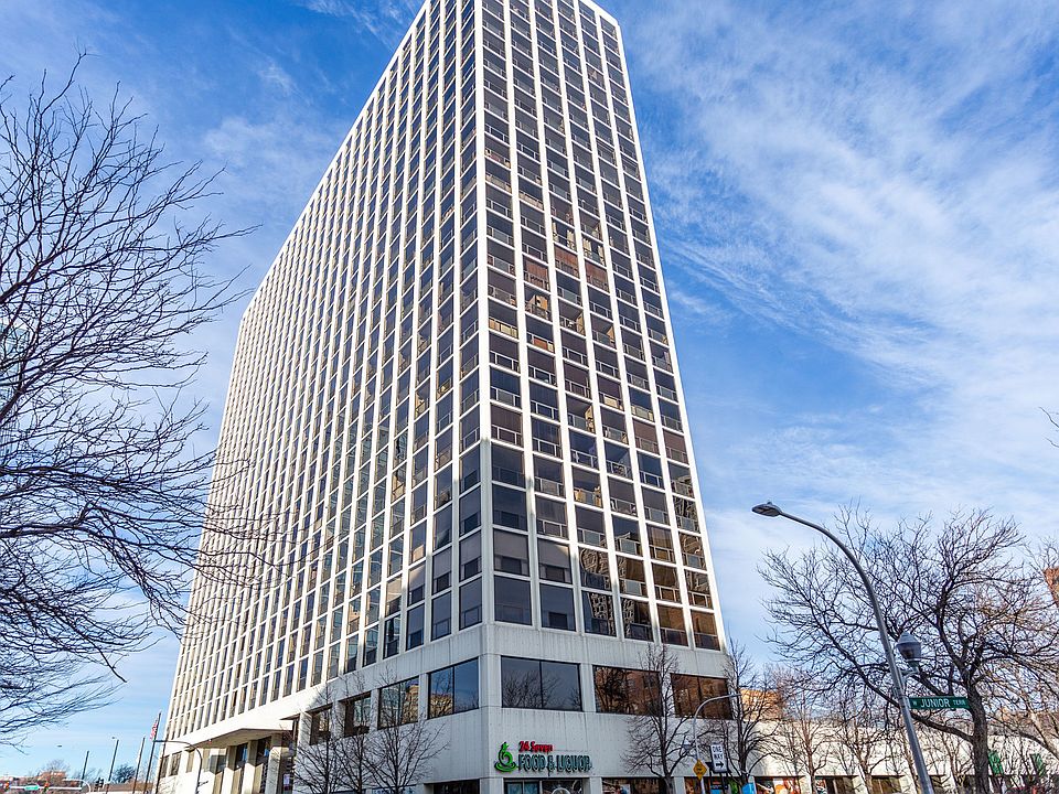 1st image of 4343 N Clarendon Ave APT 1914