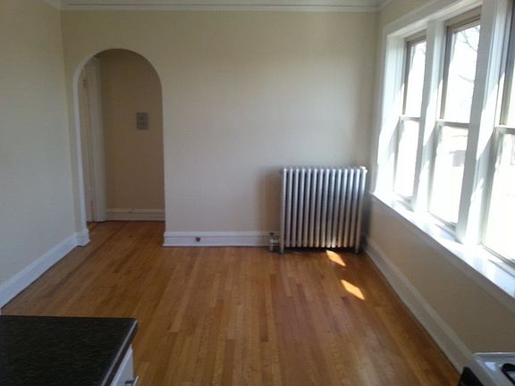 2nd image of 1725 W 91st St #3