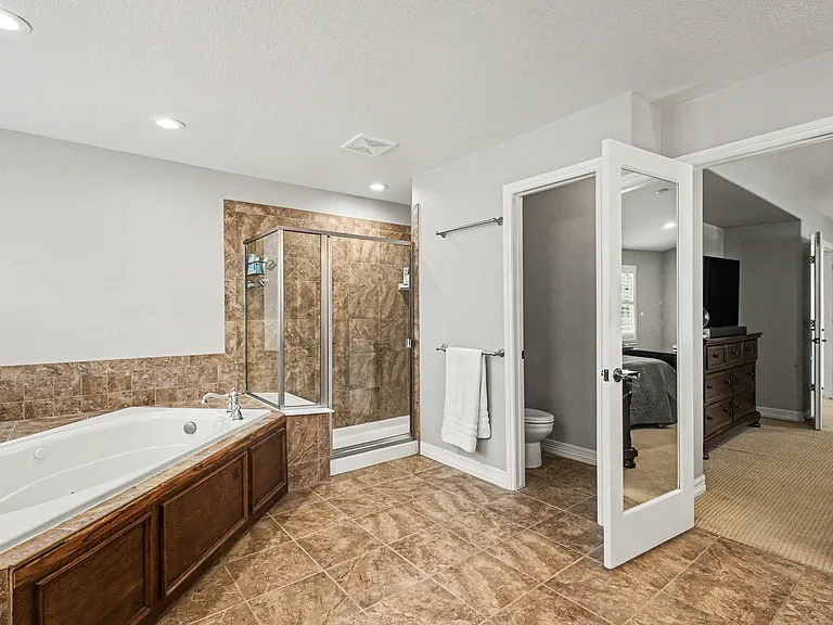 2212 Ridgetrail Dr — Photo 29