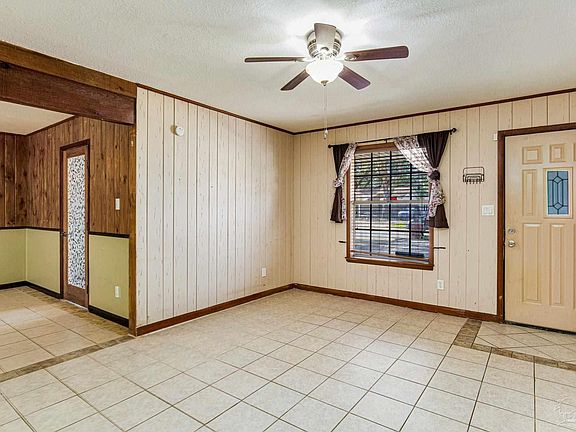 3rd image of 5684 Vestavia Ln