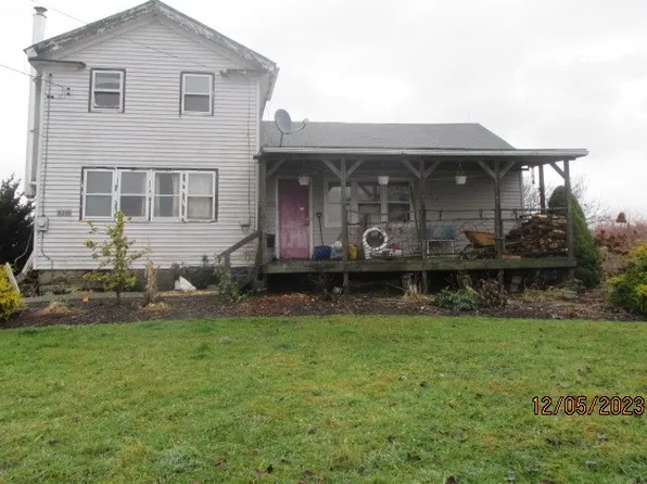 9391 Porky Rd, Albion, PA 16401