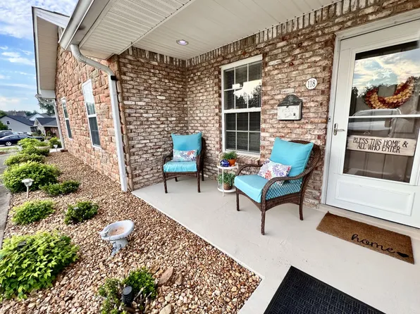 118 Colson Village Ct, Dover, TN 37058