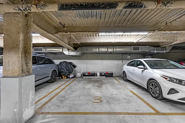 Rented by Compass | media 26