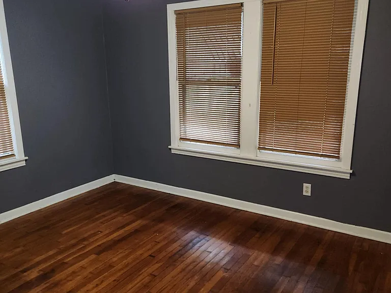 926 Cross St — Photo 12