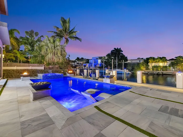 334 Isle Of Capri Dr — Photo 138